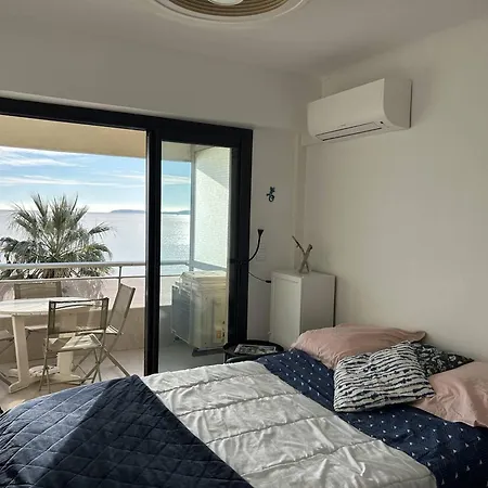 Renove Avec Garage Et Climatisation Au Lavandou - Fr-1-251-850 Apartman *