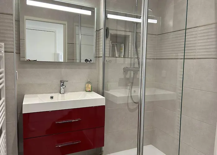 Renove Avec Garage Et Climatisation Au Lavandou - Fr-1-251-850 Апартаменти